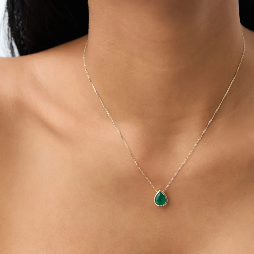 14k 1.50-2.50 ctw Pear Shape Bezel Setting Emerald Necklace