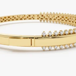 14k 0.85 Ctw Statement Diamond Bangle Bracelet