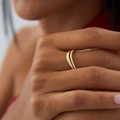 14k Double Ring Waive Design Diamond Ring