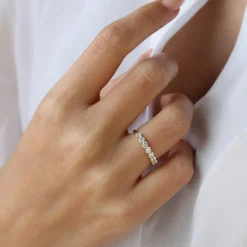 14k 7 Stone Basket Setting Diamond Ring