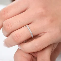 14k 11 Stone U-Shaped Diamond Wedding Band