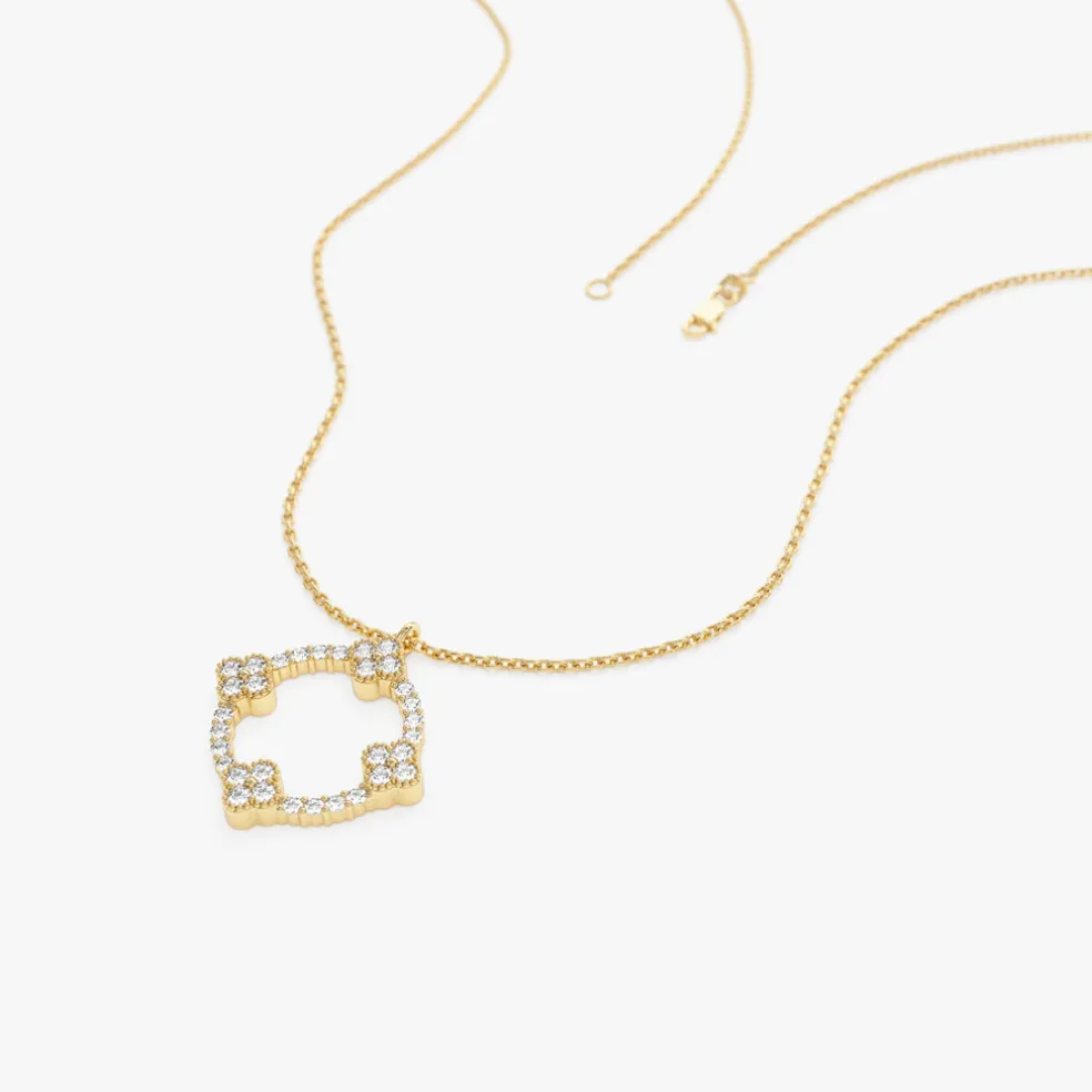 14k All Diamond Clover Circle Necklace