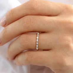 14K Alternating Baguette and Round Diamond Wedding Ring