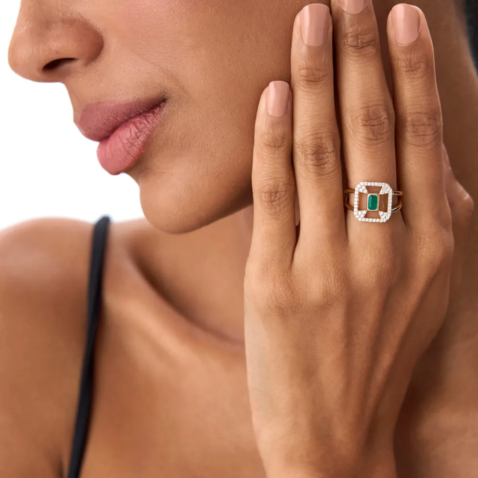 14k Art Deco Design Emerald Halo Ring