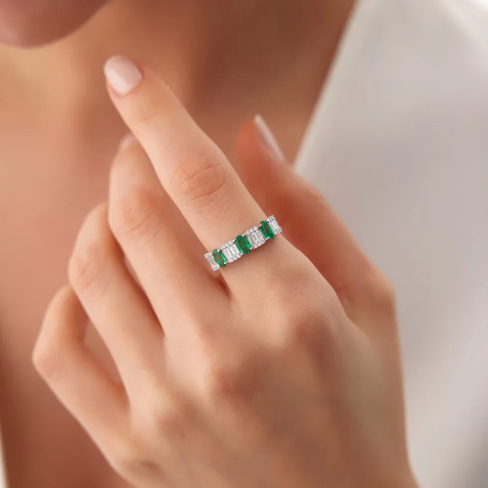 14K Baguette & Round Diamond with Genuine Emerald Ring
