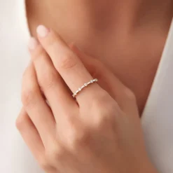 14k Baguette and Round Diamond Alternating Ring