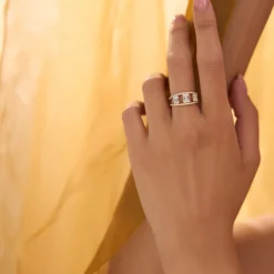 14k Baguette and Round Diamond Illusion Setting Cocktail Ring