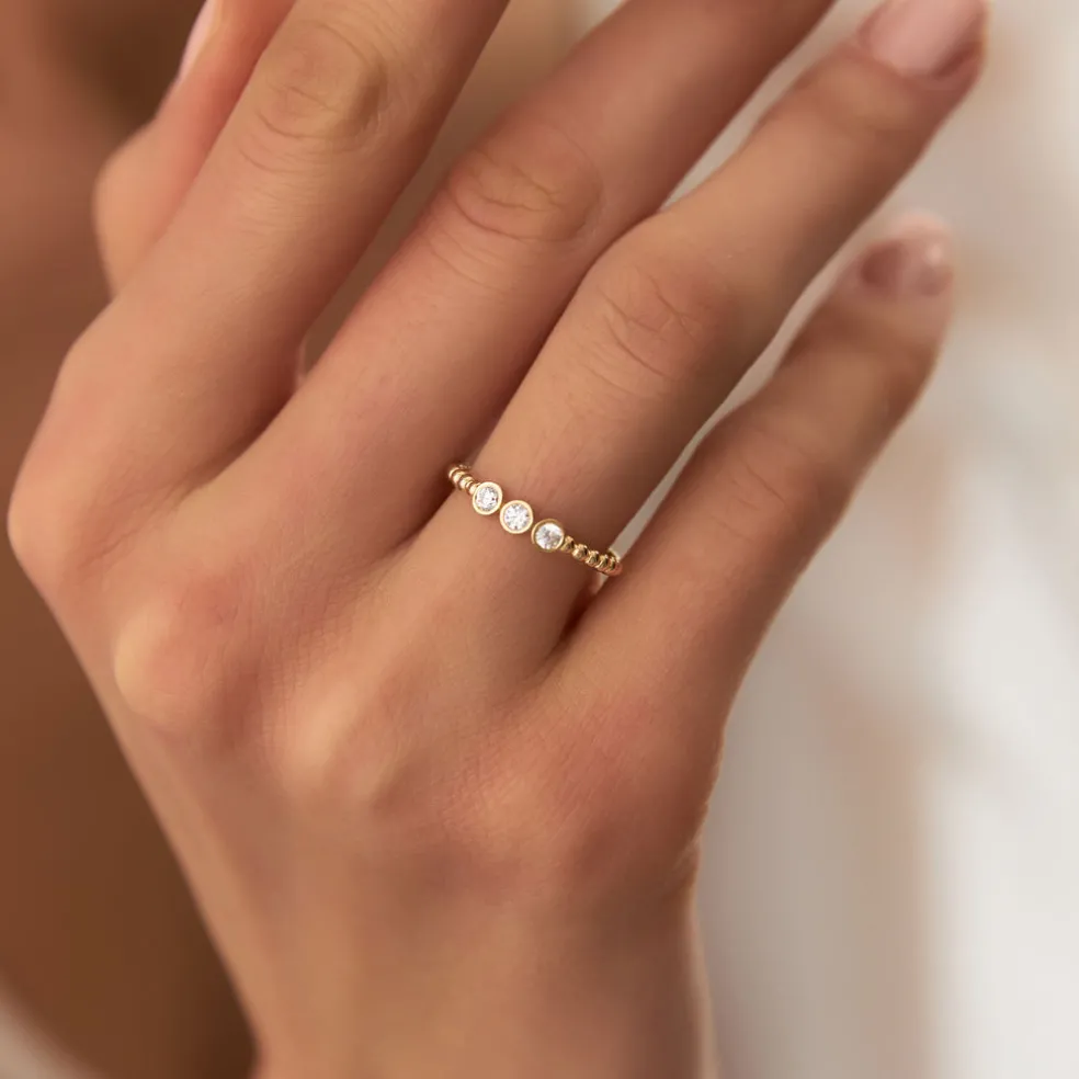14k Beaded Three Stone Diamond Ring