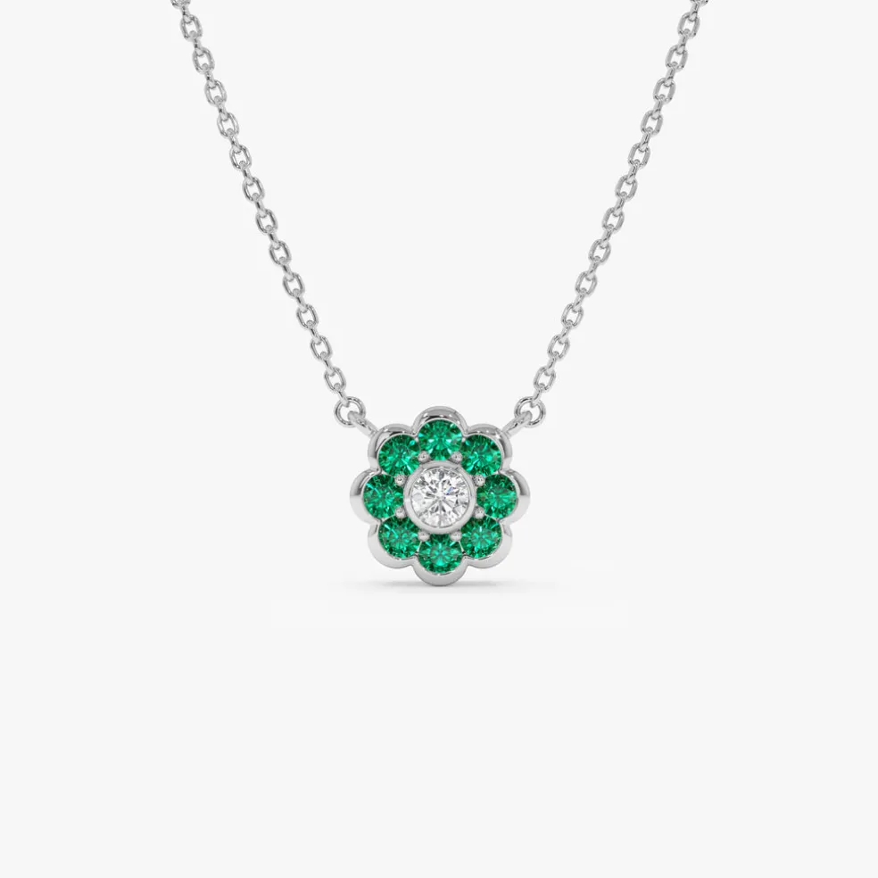 14K Bezel Setting Emerald Flower Diamond Necklace