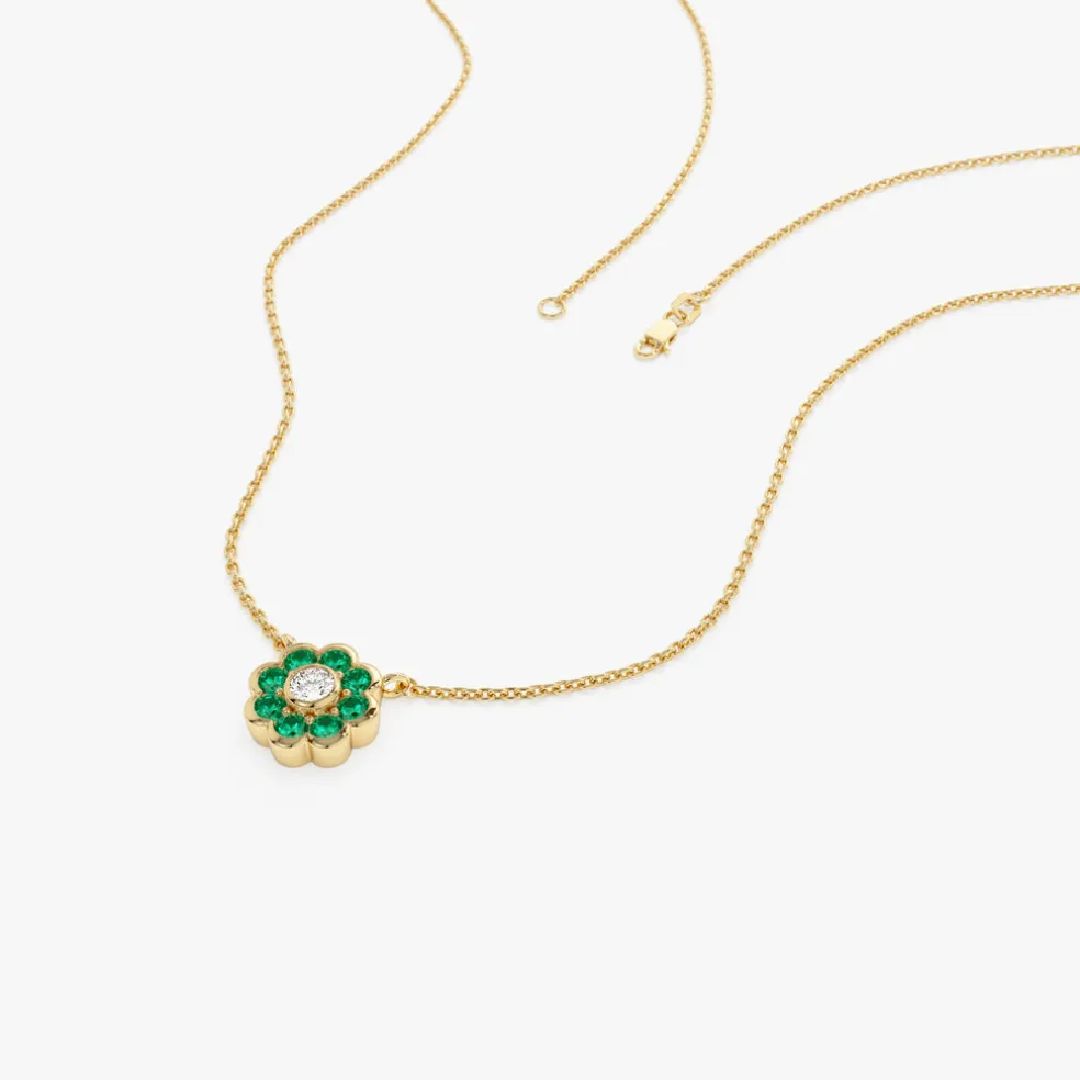 14K Bezel Setting Emerald Flower Diamond Necklace