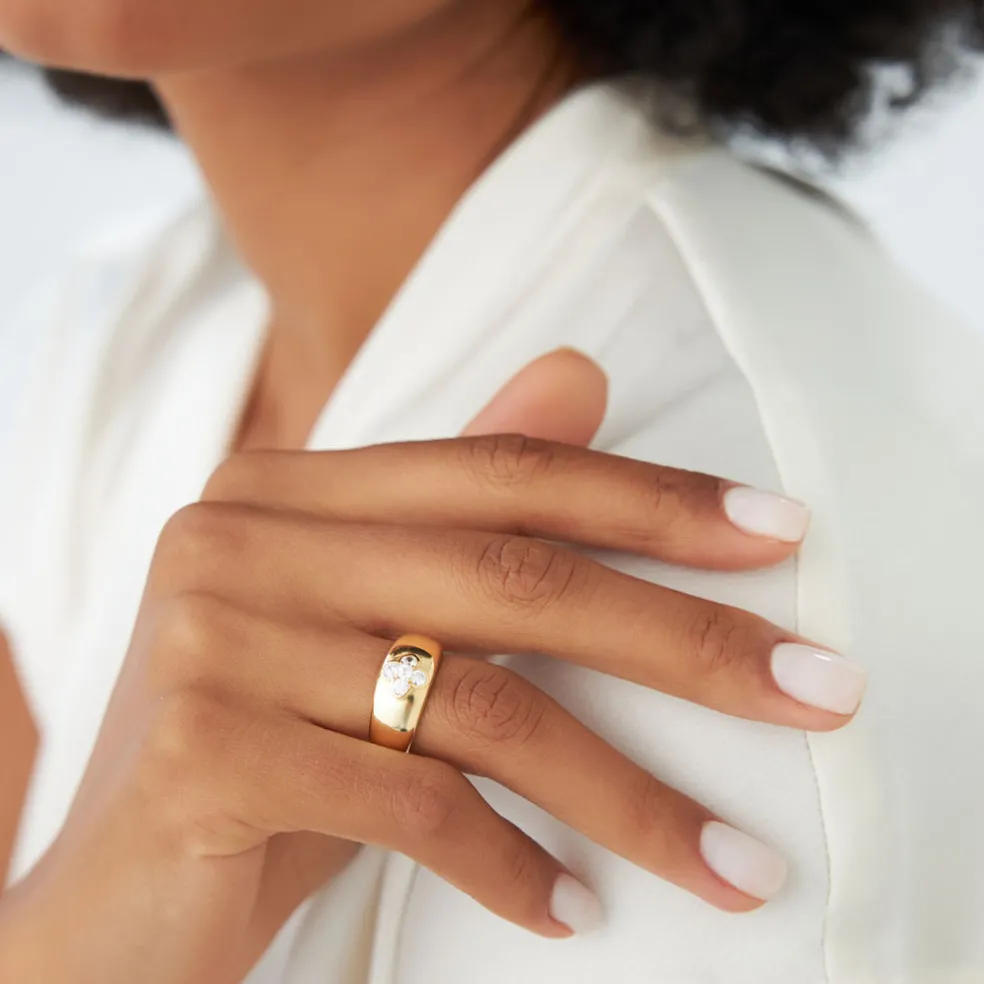 14k Chunky Diamond Clover Ring