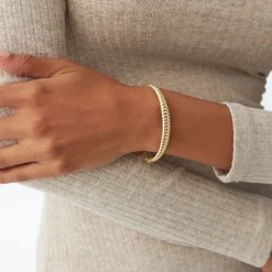 14k Chunky Ribbed Gold Bangle Bracelet