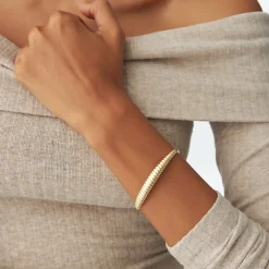 14k Chunky Ribbed Gold Bangle Bracelet
