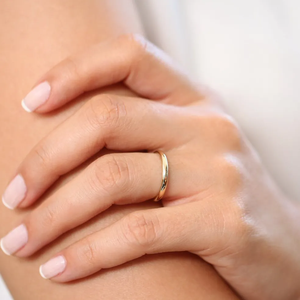 14k Classic Dome 2MM Band