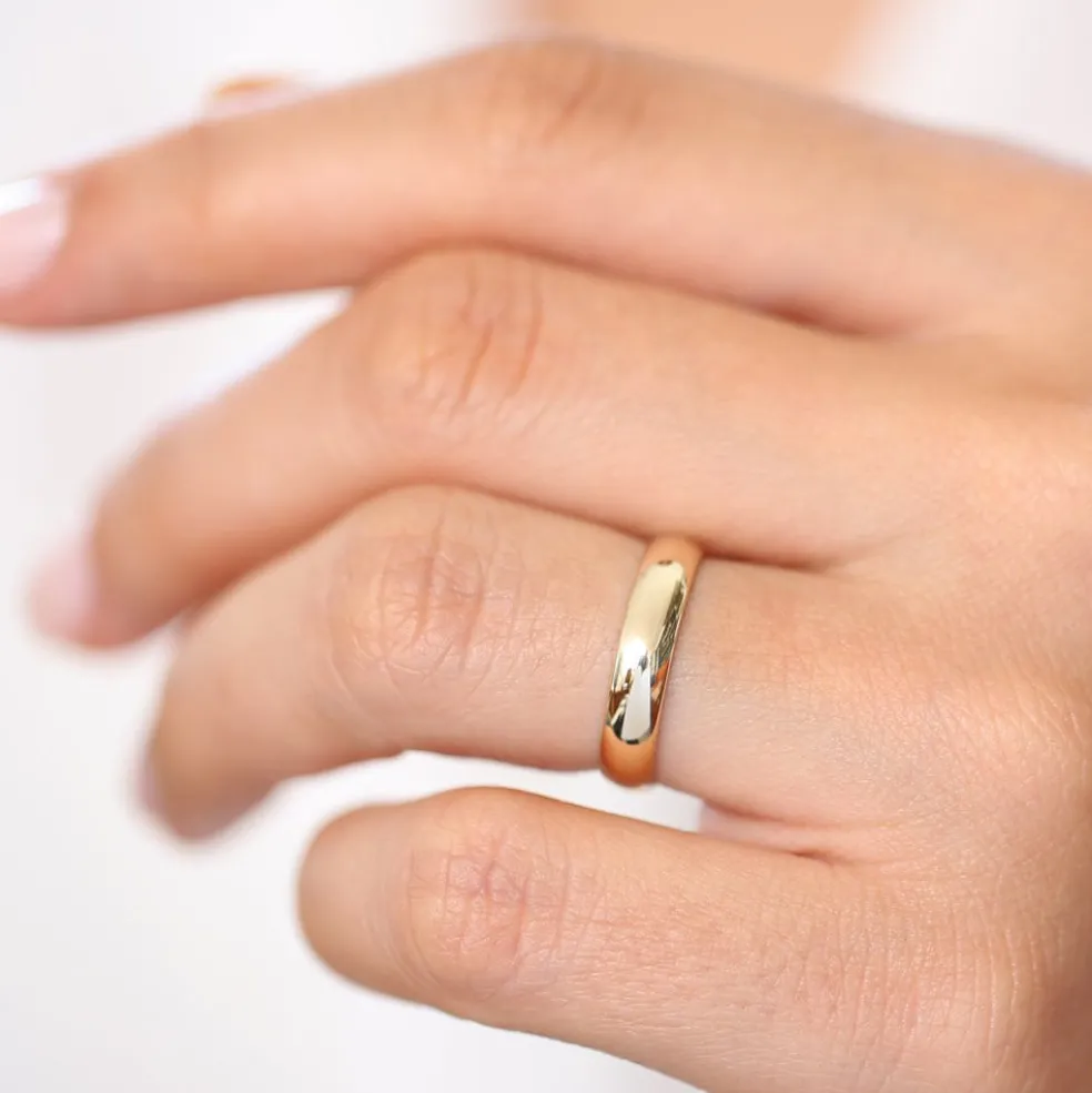 14k Classic Dome 4MM Unisex Wedding Ring