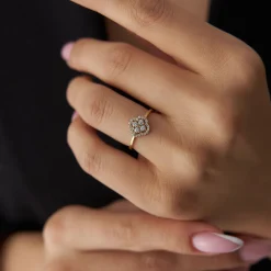 14k Clover Diamond Cluster Ring