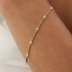 14k Clover Setting Diamond Infinity Bracelet