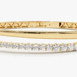 14K Cross Over Graduating Diamond Bangle
