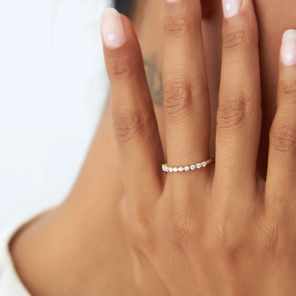 14k 0.30ctw 11 Stone Shared Prong Diamond Wedding Band