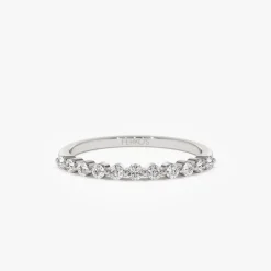 14k 0.30ctw 11 Stone Shared Prong Diamond Wedding Band