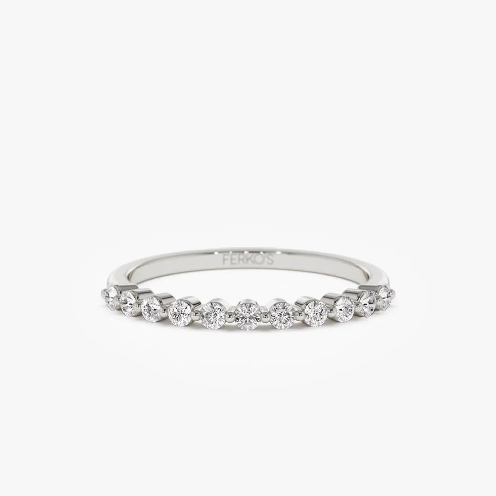 14k 0.30ctw 11 Stone Shared Prong Diamond Wedding Band