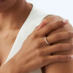 14k 0.40ctw 7 Stone Shared Prong Diamond Wedding Band