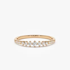 14k Dainty Graduating Diamond Wedding Ring