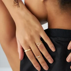 14k Diamond Buckle Chain Ring