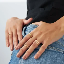 14k Diamond Buckle Chain Ring