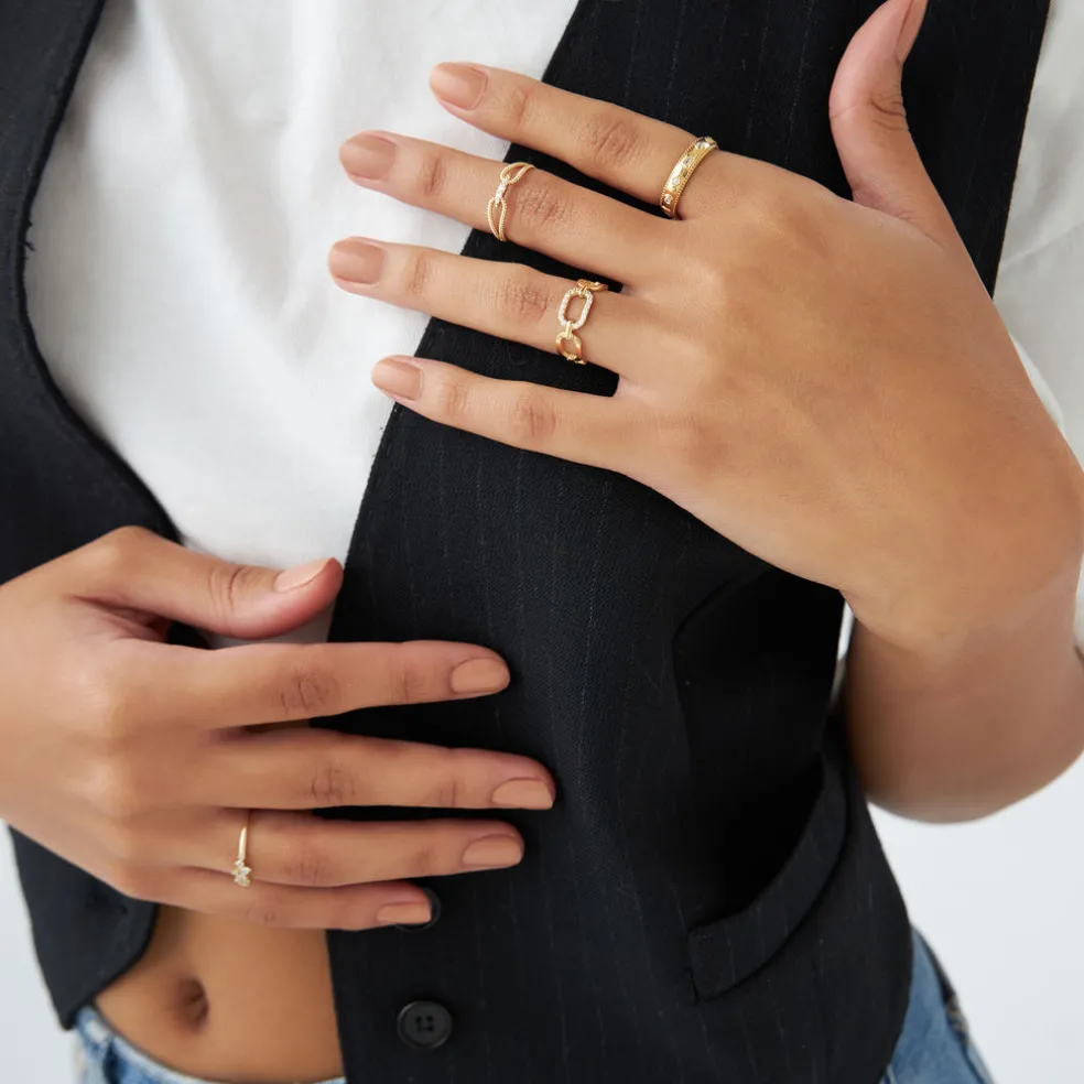 14k Diamond Buckle Chain Ring