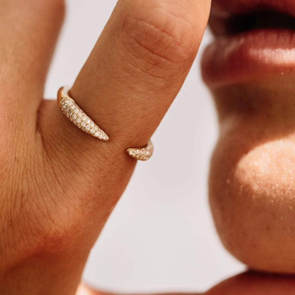 14k Diamond Claw Ring