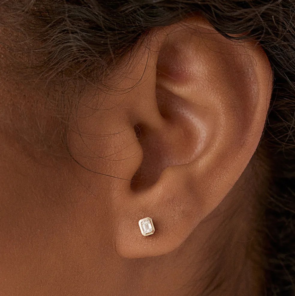 14k Emerald Cut Bezel Setting Stud Earrings
