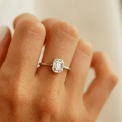 14k Emerald Cut Illusion Mosaic Solitaire Engagement Ring