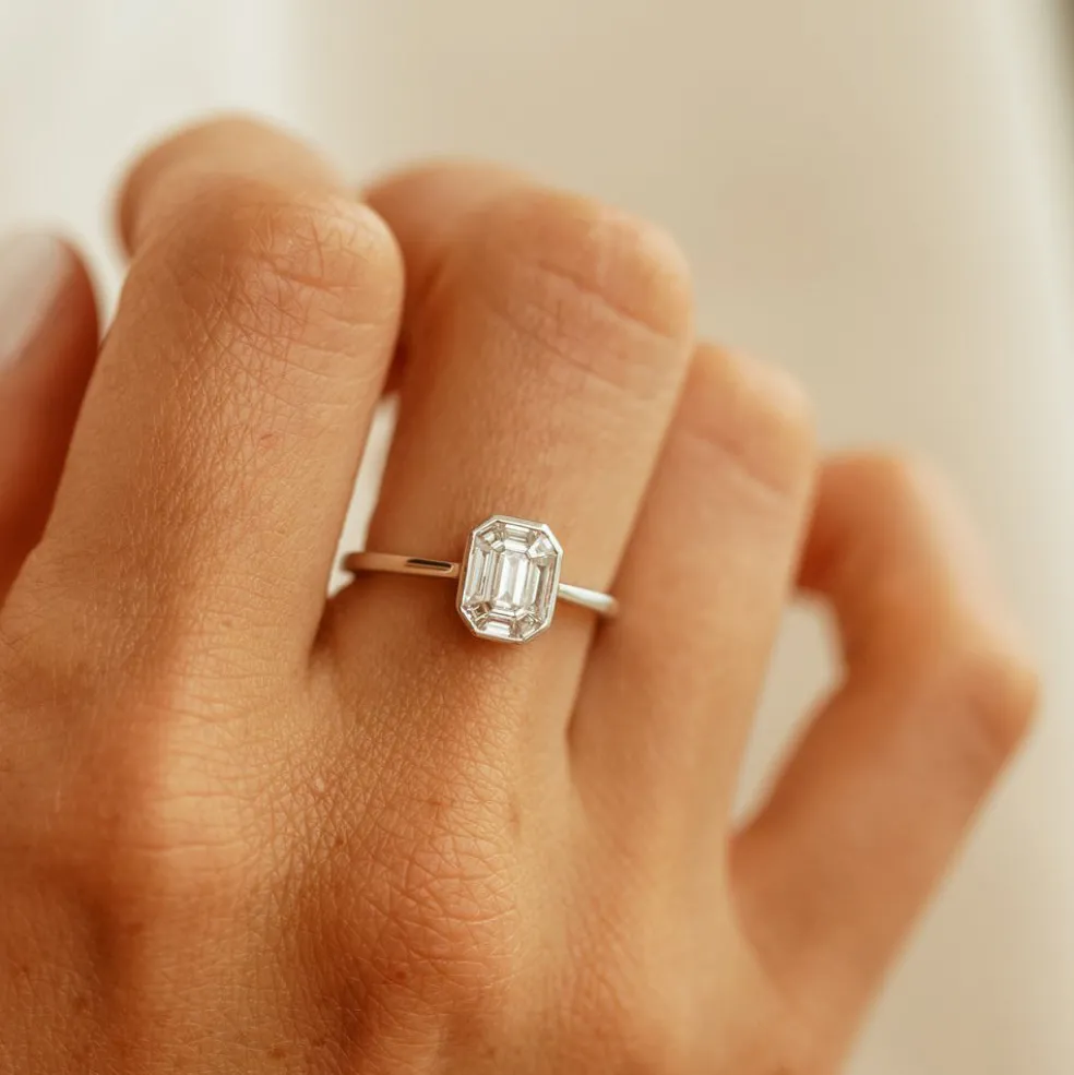 14k Emerald Cut Illusion Mosaic Solitaire Engagement Ring
