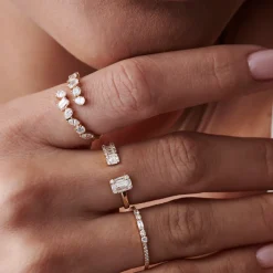 14k Floating Diamond Baguette Cut Diamond Ring