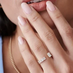 14k Floating Diamond Baguette Cut Diamond Ring