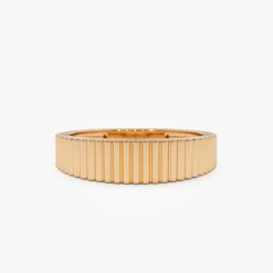 14k Fluted Textured Graduating Ring