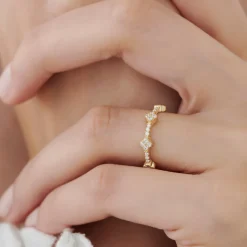14k Full Eternity Clover Diamond Ring