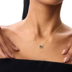 14K Gold 1.25 ctw Emerald Cut Bezel Setting Blue Topaz