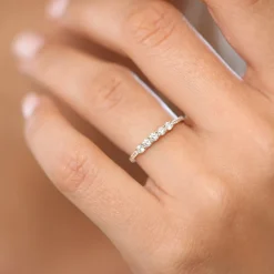 14K Gold 5 Stone Diamond Anniversary Ring