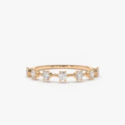 14K Gold 7 Stone Round Diamond Wedding Ring