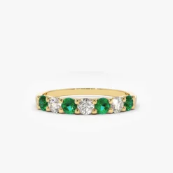 14K Gold Alternating Emerald and Diamond Wedding Band