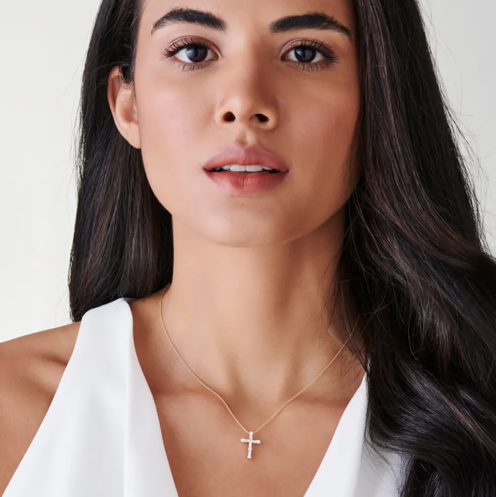14k Gold Baguette and Round Diamond Necklace