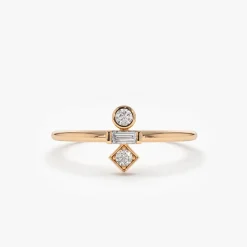 14K Gold Baguette and Round Cut Diamond Ring