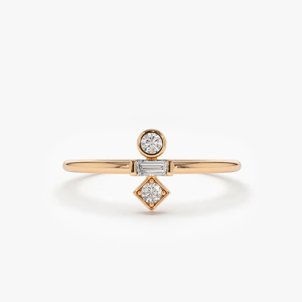 14K Gold Baguette and Round Cut Diamond Ring