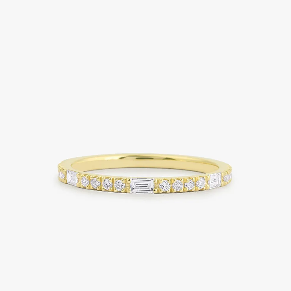 14K Gold Baguette and Round Cut Diamond Wedding Band