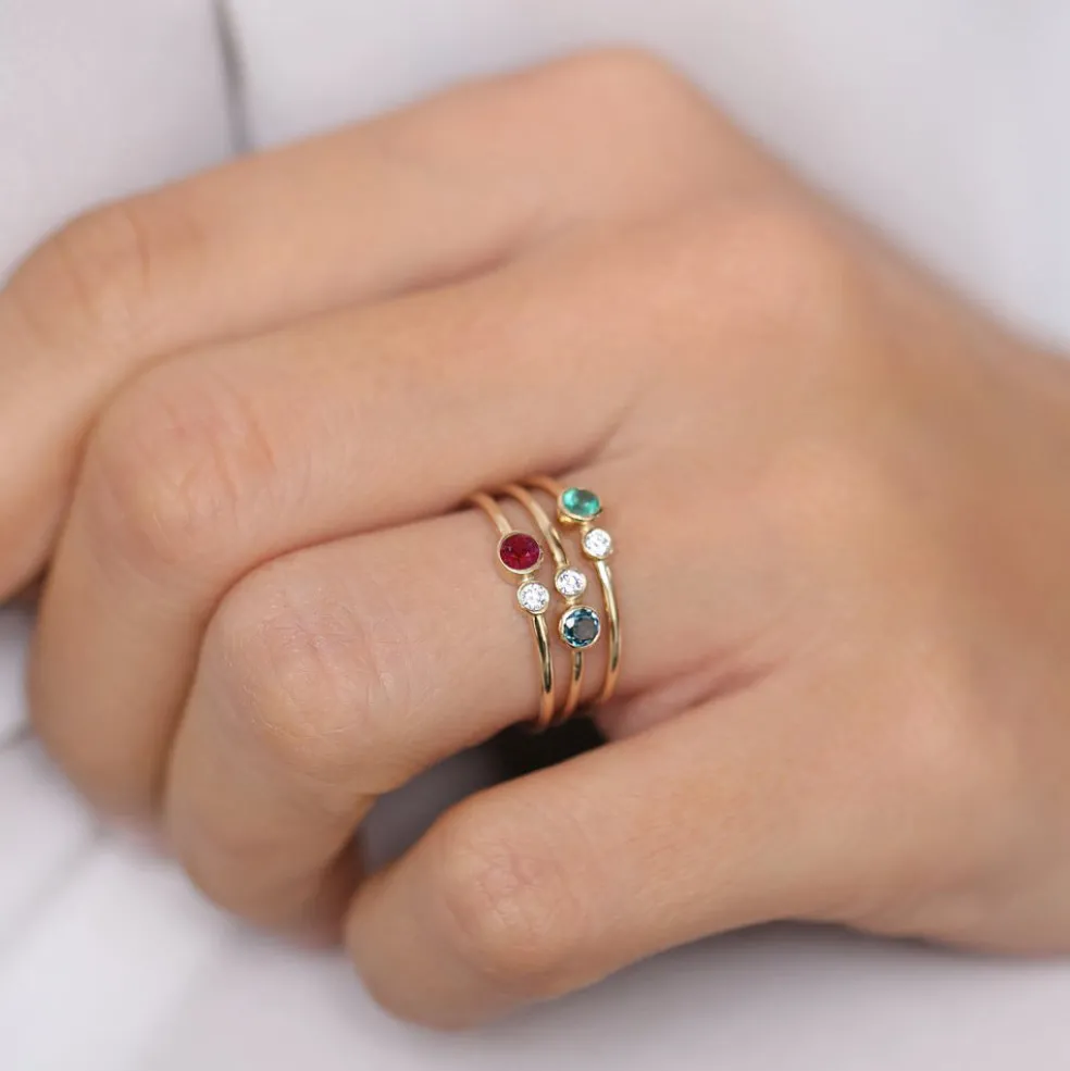 14K Gold Bezel Setting Emerald and Diamond Ring
