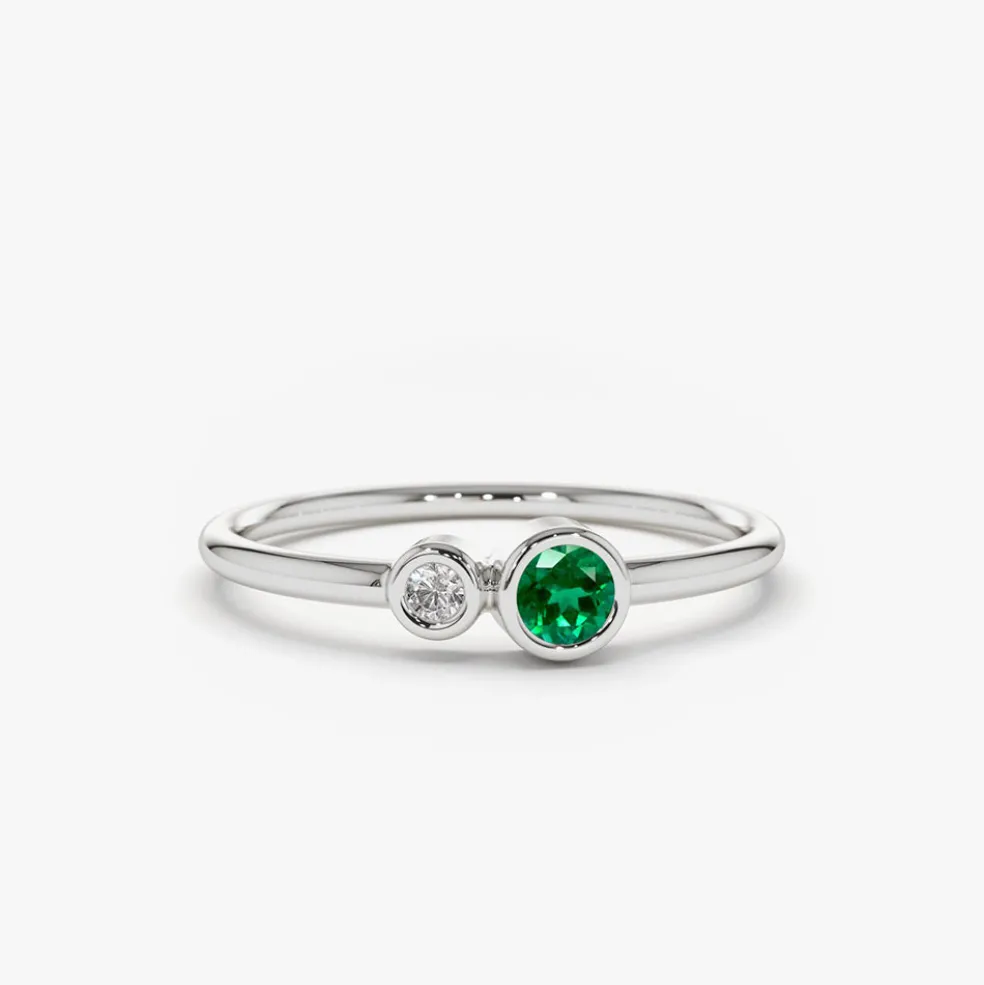 14K Gold Bezel Setting Emerald and Diamond Ring