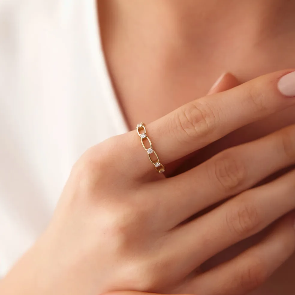 14K Gold Bezel Setting Unique Diamond Wedding Band