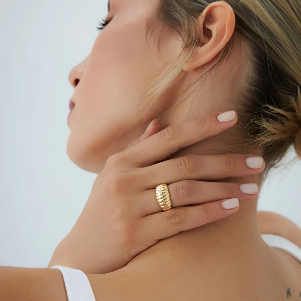 14k Gold Chunky Ribbed Statement Ring